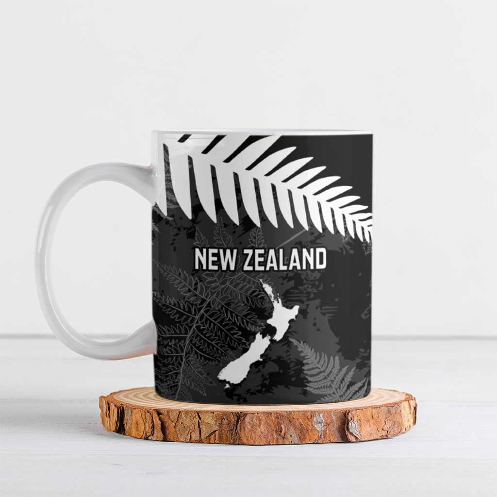 Custom New Zealand Silver Fern Football Ceramic Mug Go Aotearoa Grunge Black - Polynesian Pride