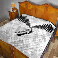 Custom New Zealand Silver Fern Football Quilt Go Aotearoa Grunge White LT14 - Polynesian Pride