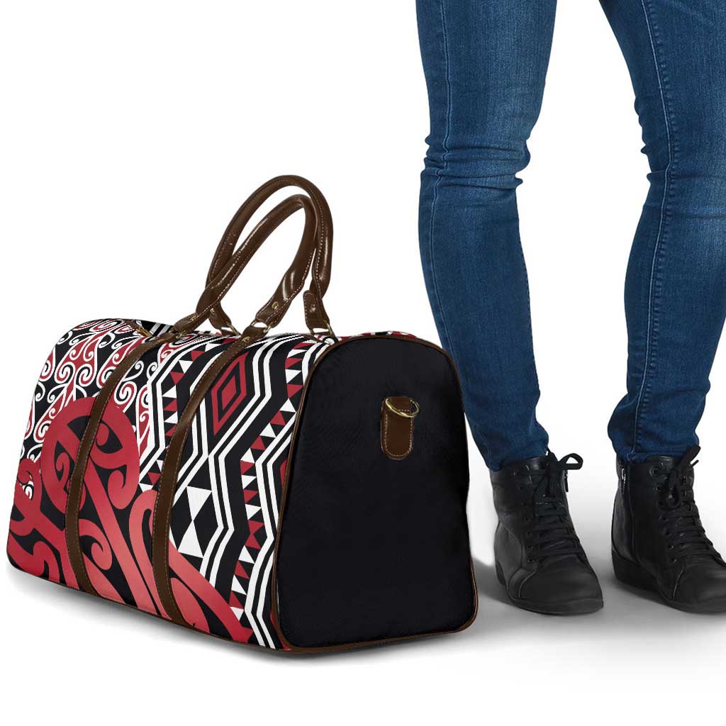 New Zealand Travel Bag Aotearoa Kowhaiwhai Mix Taniko Art - Red LT14 - Polynesian Pride