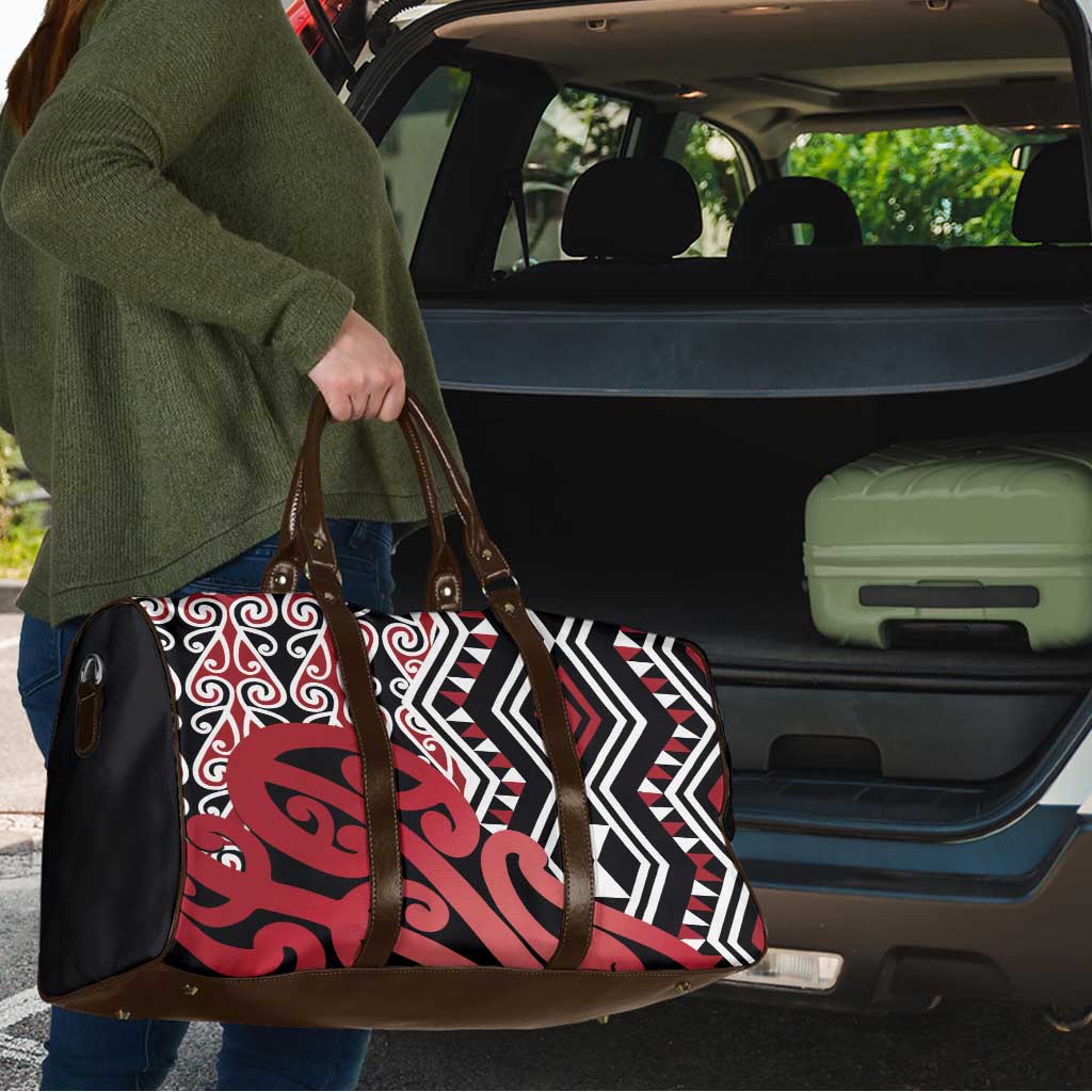 New Zealand Travel Bag Aotearoa Kowhaiwhai Mix Taniko Art - Red LT14 - Polynesian Pride