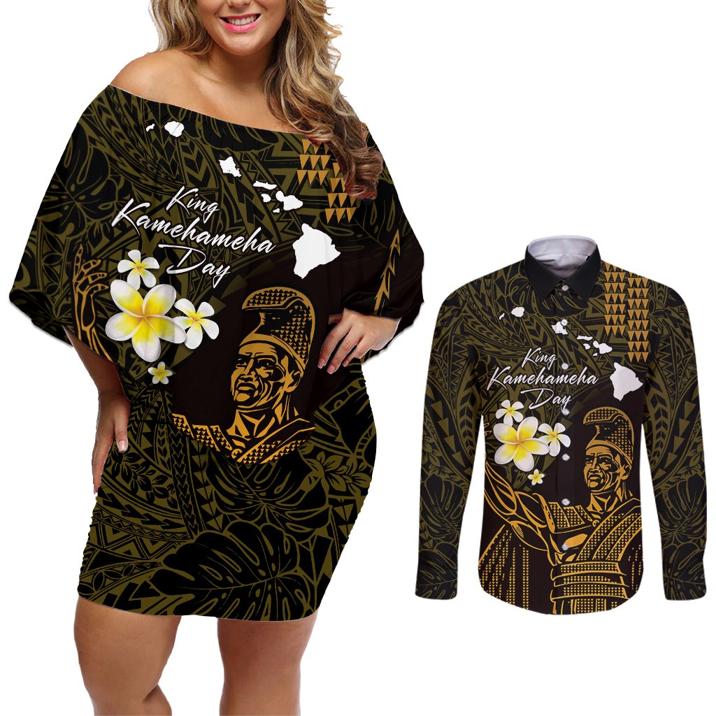 Personalised Hawaii King Kamehameha Day Couples Matching Off Shoulder Short Dress and Long Sleeve Button Shirt Plumeria With Kakau Pattern - Gold LT14 Gold - Polynesian Pride