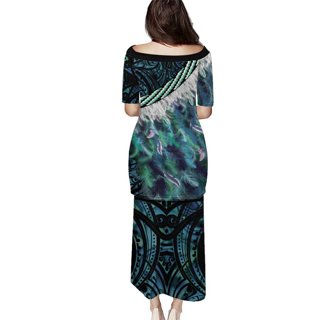Turquoise Traditional Cloak Aotearoa Puletasi Maori Paua Shell Korowai Pattern