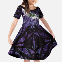 Purple Traditional Cloak Aotearoa Family Matching Off Shoulder Maxi Dress and Hawaiian Shirt Maori Paua Shell Korowai Pattern LT14 Daughter's Dress Purple - Polynesian Pride
