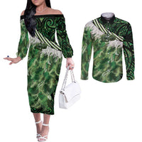 Green Traditional Cloak Aotearoa Couples Matching Off The Shoulder Long Sleeve Dress and Long Sleeve Button Shirt Maori Paua Shell Korowai Pattern LT14 Green - Polynesian Pride