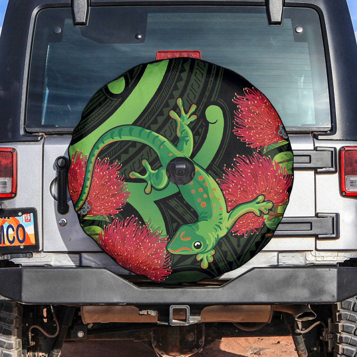 New Zealand Gecko Spare Tire Cover Aotearoa Maori With Pohutukawa Flowers LT14 Black - Polynesian Pride