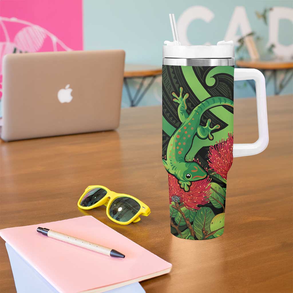New Zealand Gecko Tumbler With Handle Aotearoa Maori With Pohutukawa Flowers LT14 - Polynesian Pride