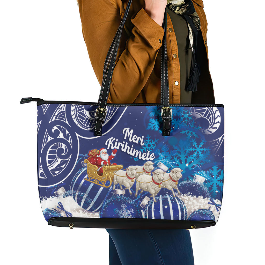 New Zealand Christmas In July Leather Tote Bag Funny Santa Sheep Meri Kirihimete Blue LT14 - Polynesian Pride