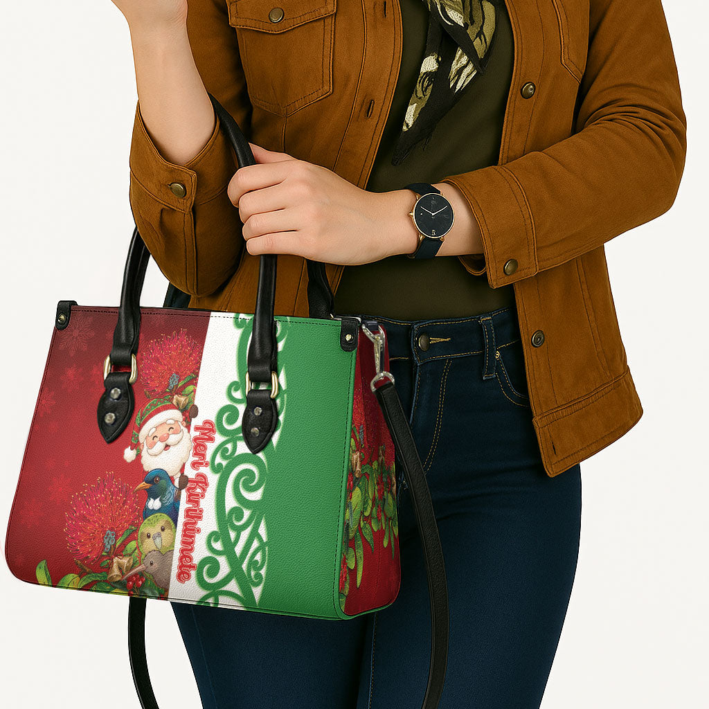 Meri Kirihimete New Zealand Leather Bag Cute Santa NZ Animals and Pohutukawa LT14 - Polynesian Pride