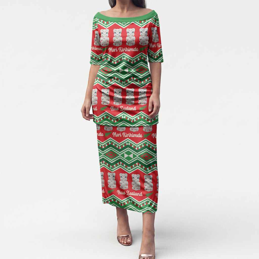 New Zealand Christmas In July Puletasi Meri Kirihimete Hei Tiki Taniko Motifs Seamless LT14 Long Dress Red - Polynesian Pride