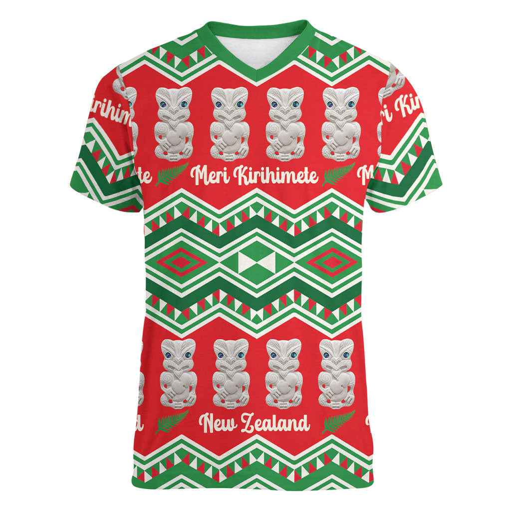 New Zealand Christmas In July Women V-Neck T-Shirt Meri Kirihimete Hei Tiki Taniko Motifs Seamless LT14 Female Red - Polynesian Pride
