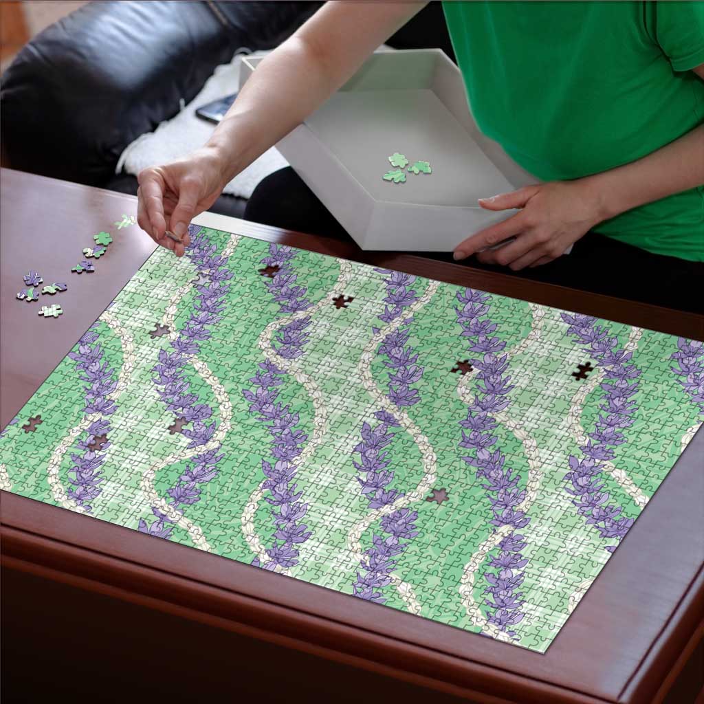 Pastel Green Hawaii Palaka Honohono Pikake Puzzle Hawaiian Orchid Lei Polynesian Pattern - Polynesian Pride