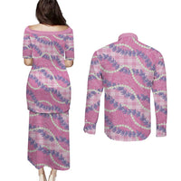 Pink Hawaii Palaka Honohono Pikake Couples Matching Puletasi and Long Sleeve Button Shirt Hawaiian Orchid Lei Polynesian Pattern LT14 - Polynesian Pride