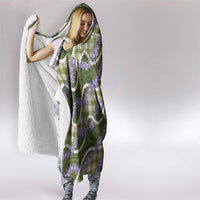 Green Hawaii Palaka Honohono Pikake Hooded Blanket Hawaiian Orchid Lei Polynesian Pattern - Polynesian Pride