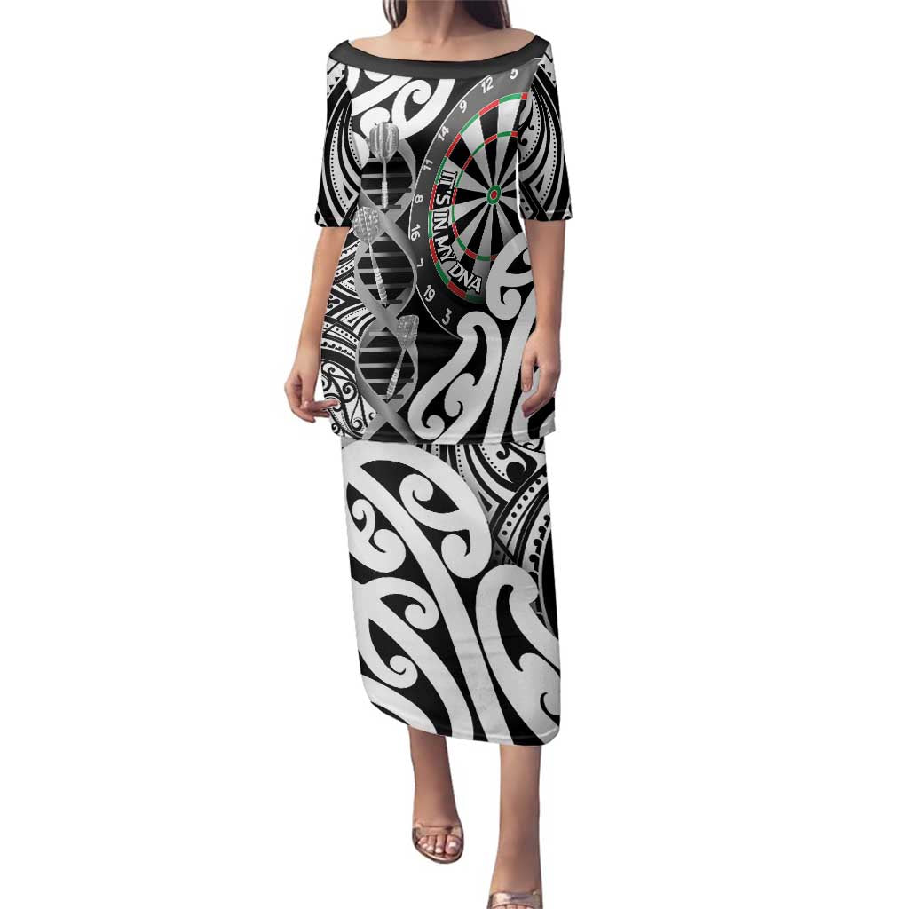 Personalised New Zealand Darts Family Matching Puletasi and Hawaiian Shirt Aotearoa Maori Its In My DNA Black LT14 Mom's Dress Black - Polynesian Pride