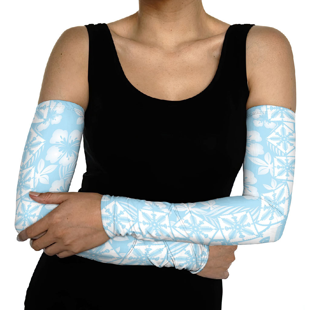 Pastel Blue Kahili Quilt Hawaii Arm Sleeves Tropical Flower Seamless Half Style