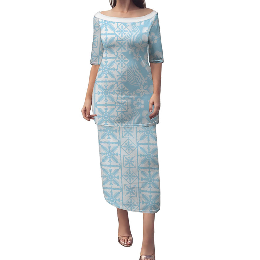 Pastel Blue Kahili Quilt Hawaii Family Matching Puletasi and Hawaiian Shirt Tropical Flower Seamless Half Style LT14 Mom's Dress Blue - Polynesian Pride