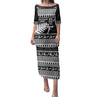 New Zealand Christmas Rugby Personalised Family Matching Puletasi and Hawaiian Shirt Meri Kirihimete All Black Maori LT14 Mom's Dress Black - Polynesian Pride