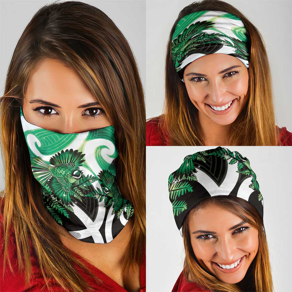 Piwakawaka New Zealand Matariki Neck Gaiter Maori New Year Silver Fern Green Galaxy LT14 - Polynesian Pride