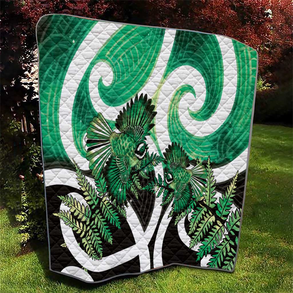 Piwakawaka New Zealand Matariki Quilt Maori New Year Silver Fern Green Galaxy LT14 - Polynesian Pride