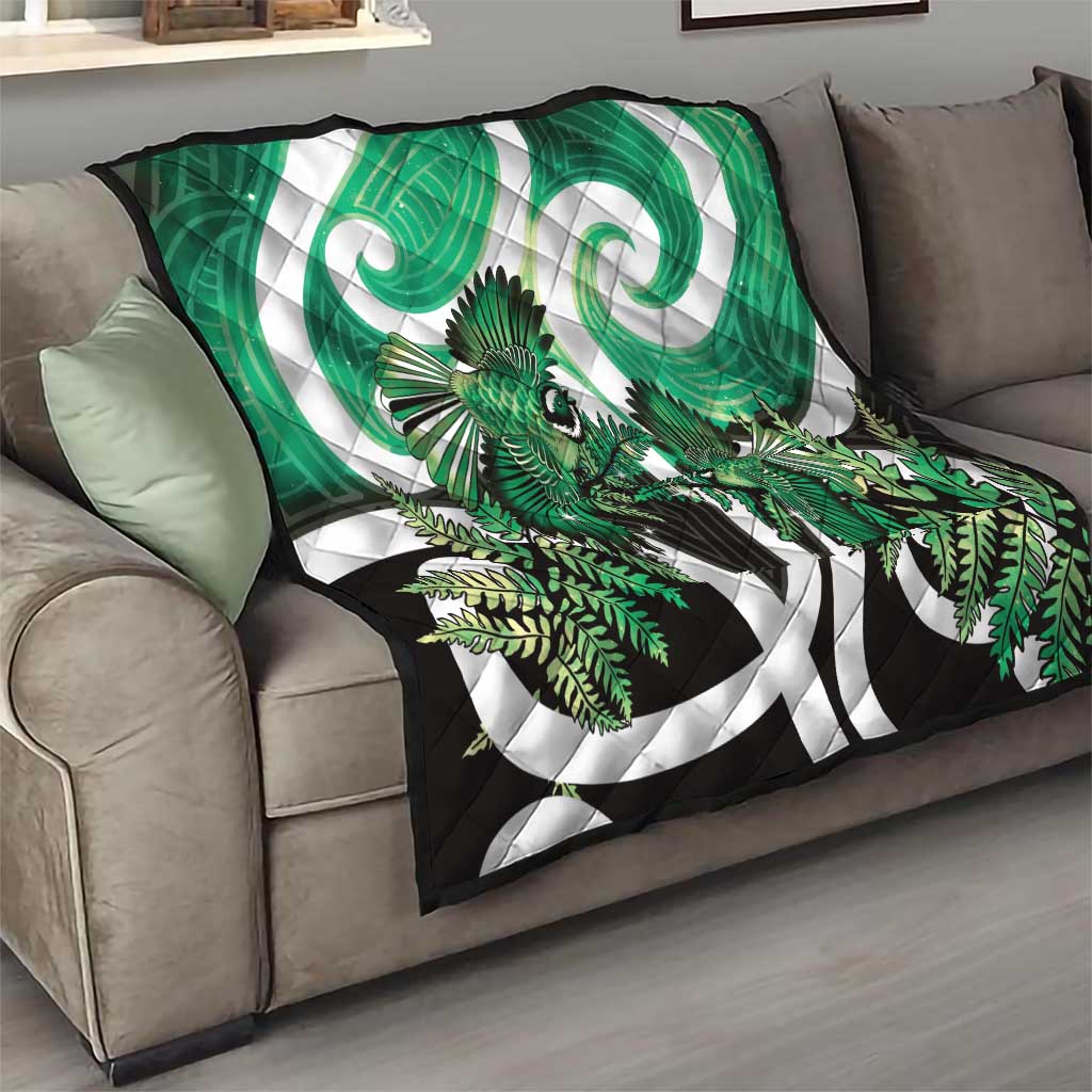 Piwakawaka New Zealand Matariki Quilt Maori New Year Silver Fern Green Galaxy LT14 - Polynesian Pride