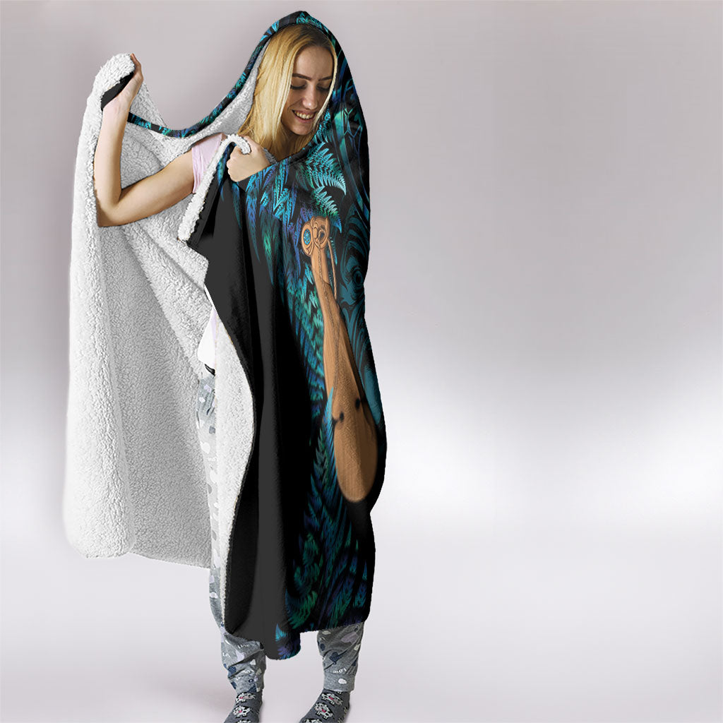 Kotiate New Zealand Hooded Blanket Maori Weapon Paua Shell Haka Fern LT14 - Polynesian Pride