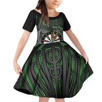 Personalised New Zealand Darts Family Matching Off Shoulder Short Dress and Hawaiian Shirt Dartboard Maori Fern Puhoro Art LT14 Daughter's Dress Black - Polynesian Pride