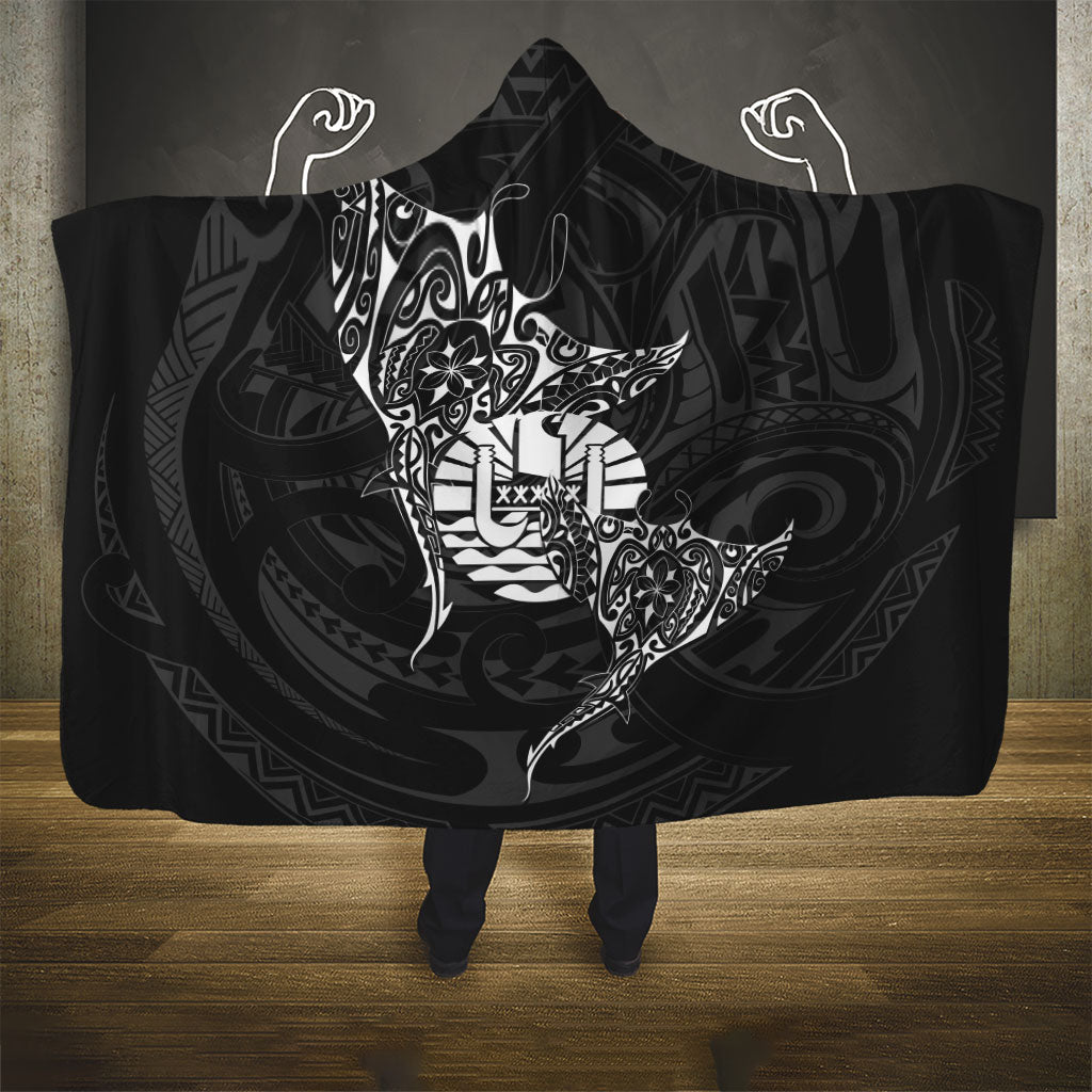 French Polynesia Manta Ray Tattoo Hooded Blanket Tahiti Hahalua Turtle Shark Black Color