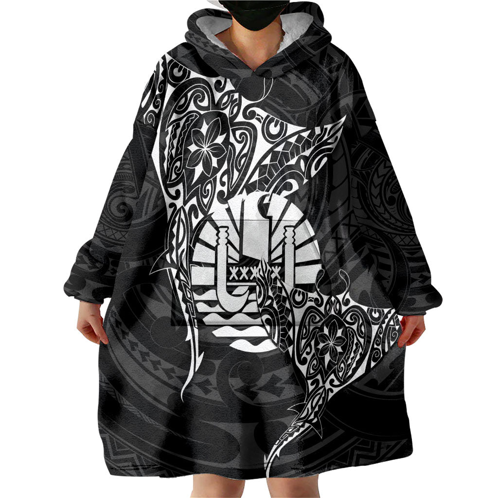 French Polynesia Manta Ray Tattoo Wearable Blanket Hoodie Tahiti Hahalua Turtle Shark Black Color LT14 - Polynesian Pride