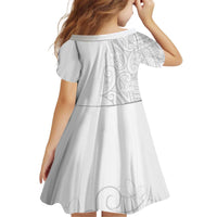 Polynesia White Sunday Kid Short Sleeve Dress Plumeria Polynesian Tribal Grey Color LT14 - Polynesian Pride