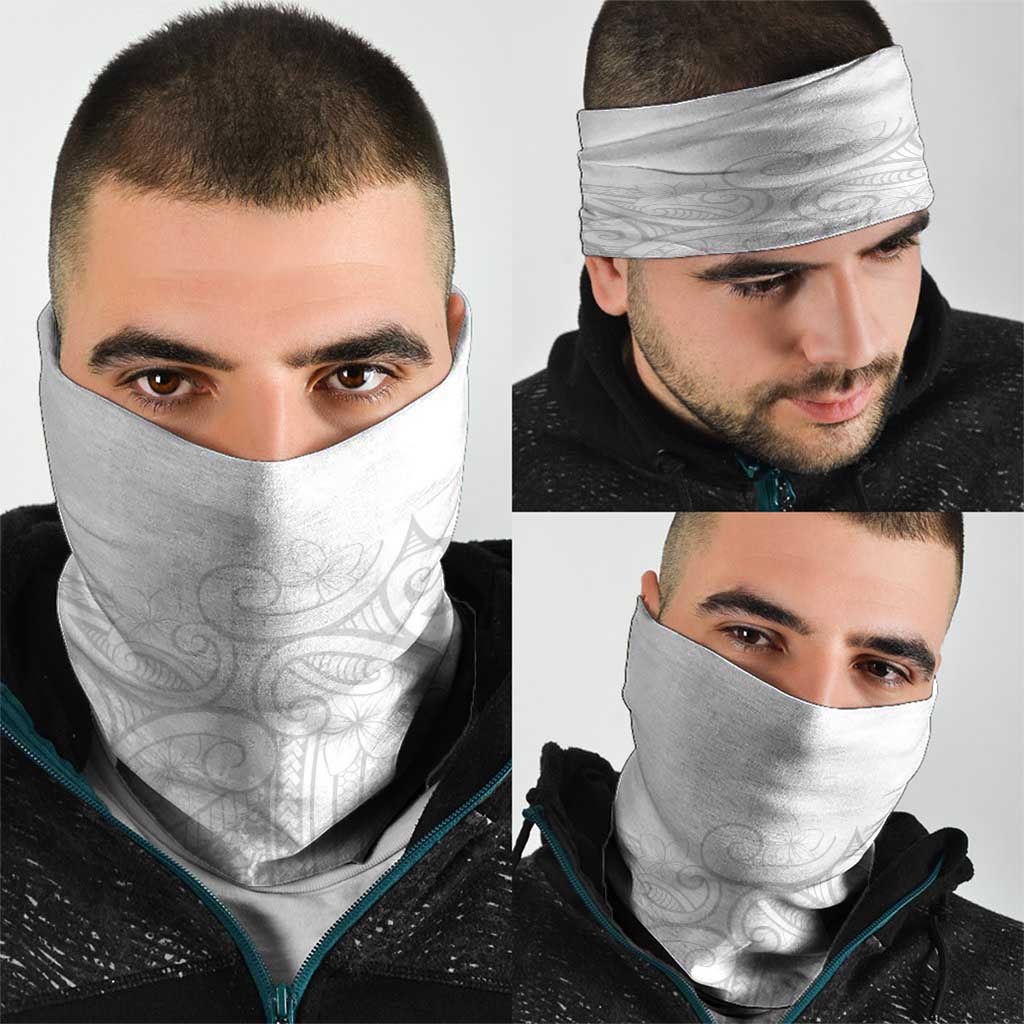 Polynesia White Sunday Neck Gaiter Plumeria Polynesian Tribal Grey Color - Polynesian Pride