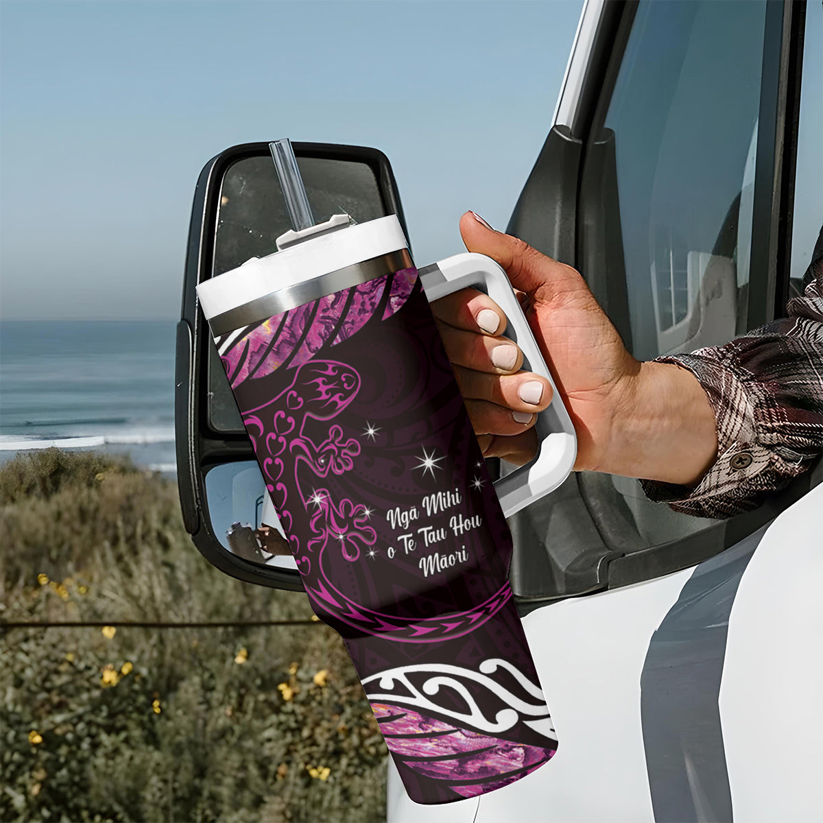 New Zealand Matariki Tumbler With Handle Maori New Year Silver Fern And Lizard - Pink LT14 - Polynesian Pride