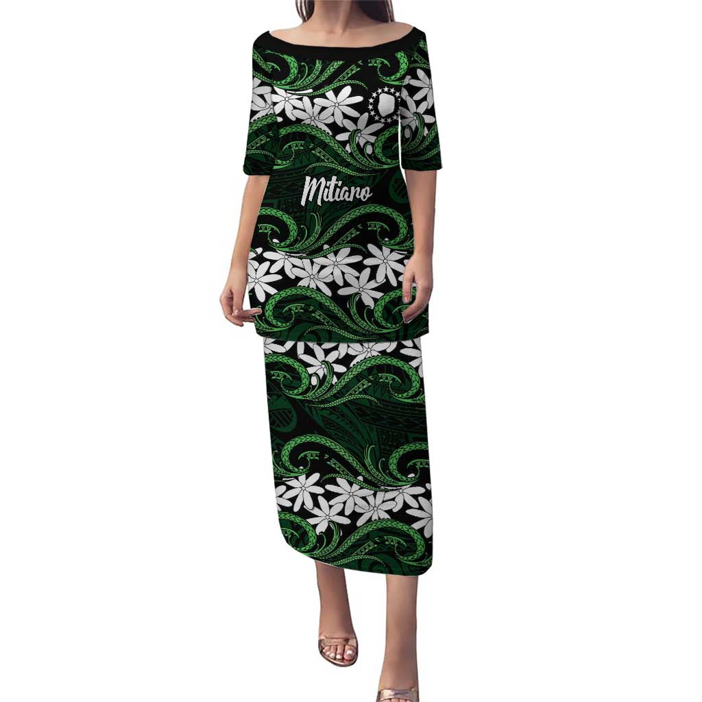 Personalised Cook Islands Mitiaro Family Matching Puletasi and Hawaiian Shirt Tiare Maori Polynesian Waves Tattoo LT14 Mom's Dress Green - Polynesian Pride
