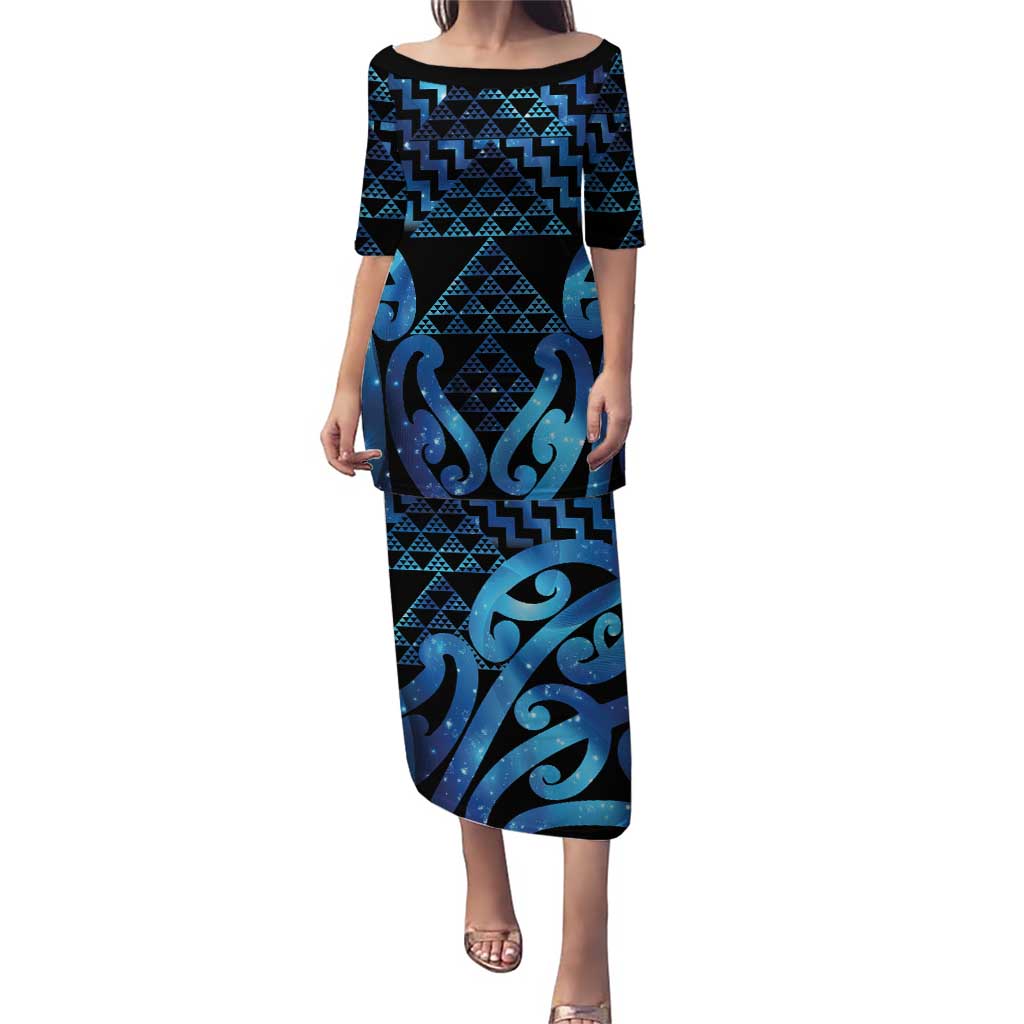 Taniko Motifs Matariki New Zealand Family Matching Puletasi and Hawaiian Shirt NZ Niho Taniwha Poutama LT14 Mom's Dress Blue - Polynesian Pride