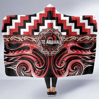 Aotearoa Te Arawa Hooded Blanket Maori Iwi Poutama Puhoro Tattoo LT14 One Size Red - Polynesian Pride