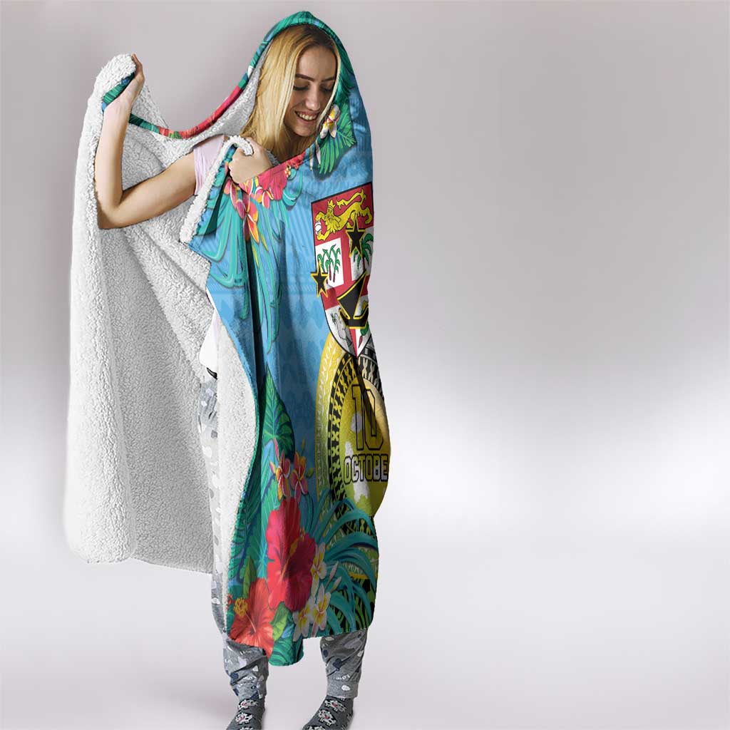 Vanuatu Malampa Fiji Day Hooded Blanket Happy 10 October With Maps Tropical Flowers LT14 - Polynesian Pride