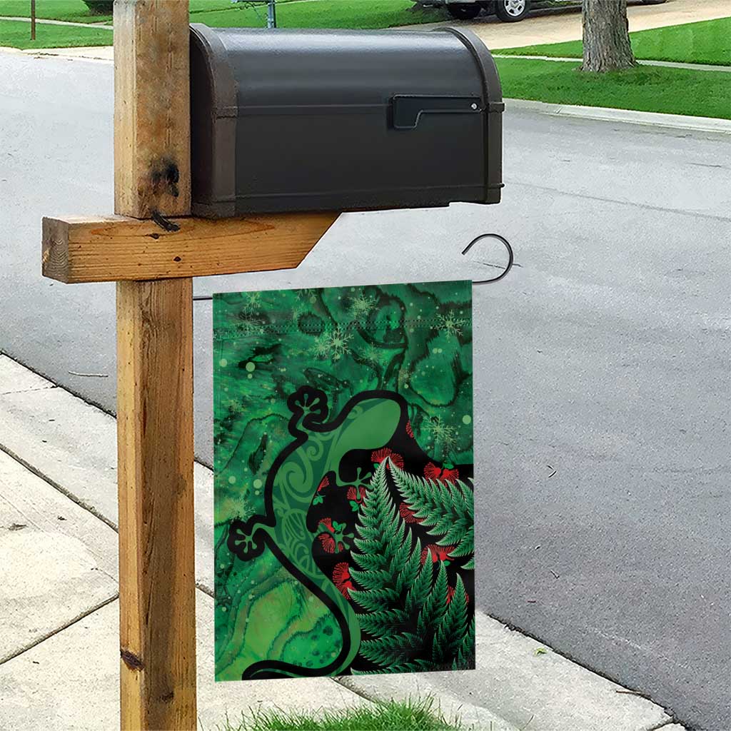 New Zealand Gecko Christmas Garden Flag Meri Kirihimete Paua Shell Mix Pohutukawa LT14 - Polynesian Pride