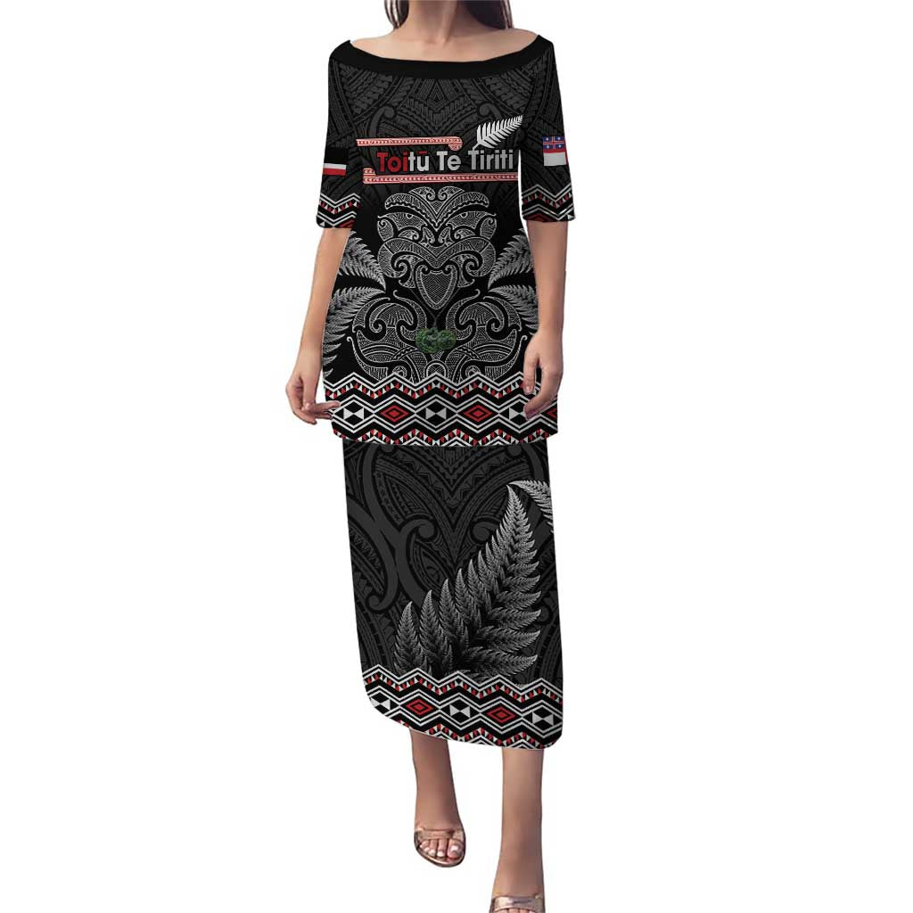 Aotearoa Toitu Te Tiriti Puletasi Stand Together! Stand Stronger! - NZ Tiki LT14 Long Dress Black - Polynesian Pride