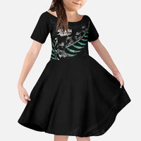 Custom New Zealand Silver Fern Rugby Family Matching Off The Shoulder Long Sleeve Dress and Hawaiian Shirt Aotearoa Kiwi Maori Pattern LT14 Daughter's Dress Black - Polynesian Pride
