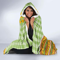 Hawaii Leis Palaka Motifs Hooded Blanket Pikake Pakalana Maile Ilima Kakau Style LT14 - Polynesian Pride