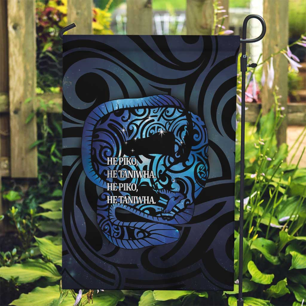 Tuna Eel New Zealand Matariki Garden Flag He Piko He Taniwha Maori Pattern
