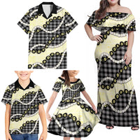 Black Palaka Hawaii Family Matching Off Shoulder Maxi Dress and Hawaiian Shirt Kukui Nut Pikake Lei Hawaiian Tapa Pattern LT14 - Polynesian Pride