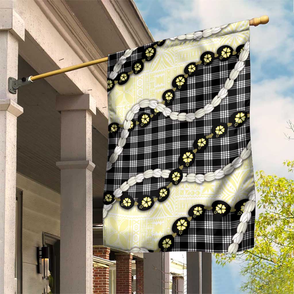 Black Palaka Hawaii Garden Flag Kukui Nut Pikake Lei Hawaiian Tapa Pattern - Polynesian Pride