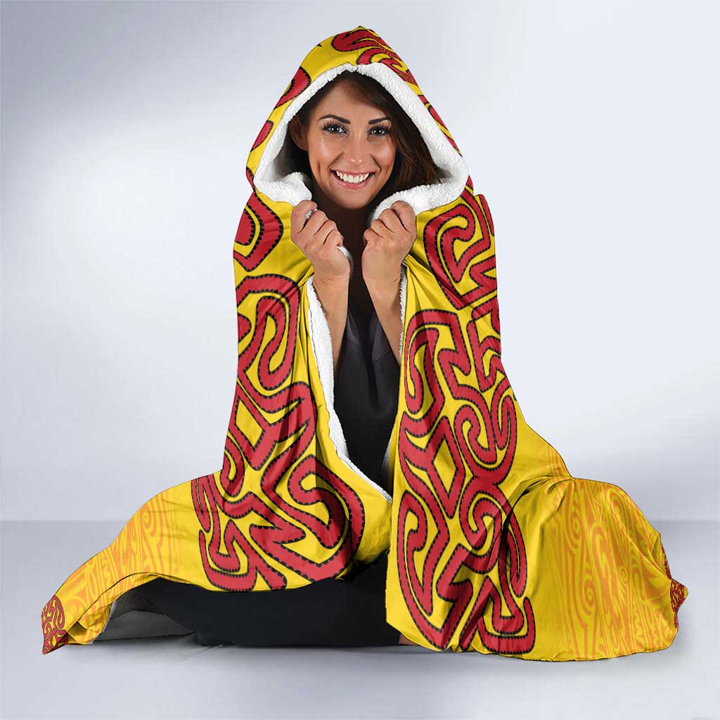 Personalised Tufi Tapa and Tattoo Festival Hooded Blanket PNG Oro Butterfly Tapa Pattern LT14 - Polynesian Pride