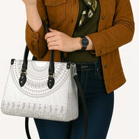 Niue White Sunday Leather Bag Tapu Fanau Ia Puakenikeni Hiapo Pattern - Polynesian Pride