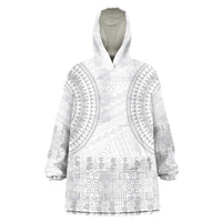 Niue White Sunday Wearable Blanket Hoodie Tapu Fanau Ia Puakenikeni Hiapo Pattern LT14 One Size White - Polynesian Pride