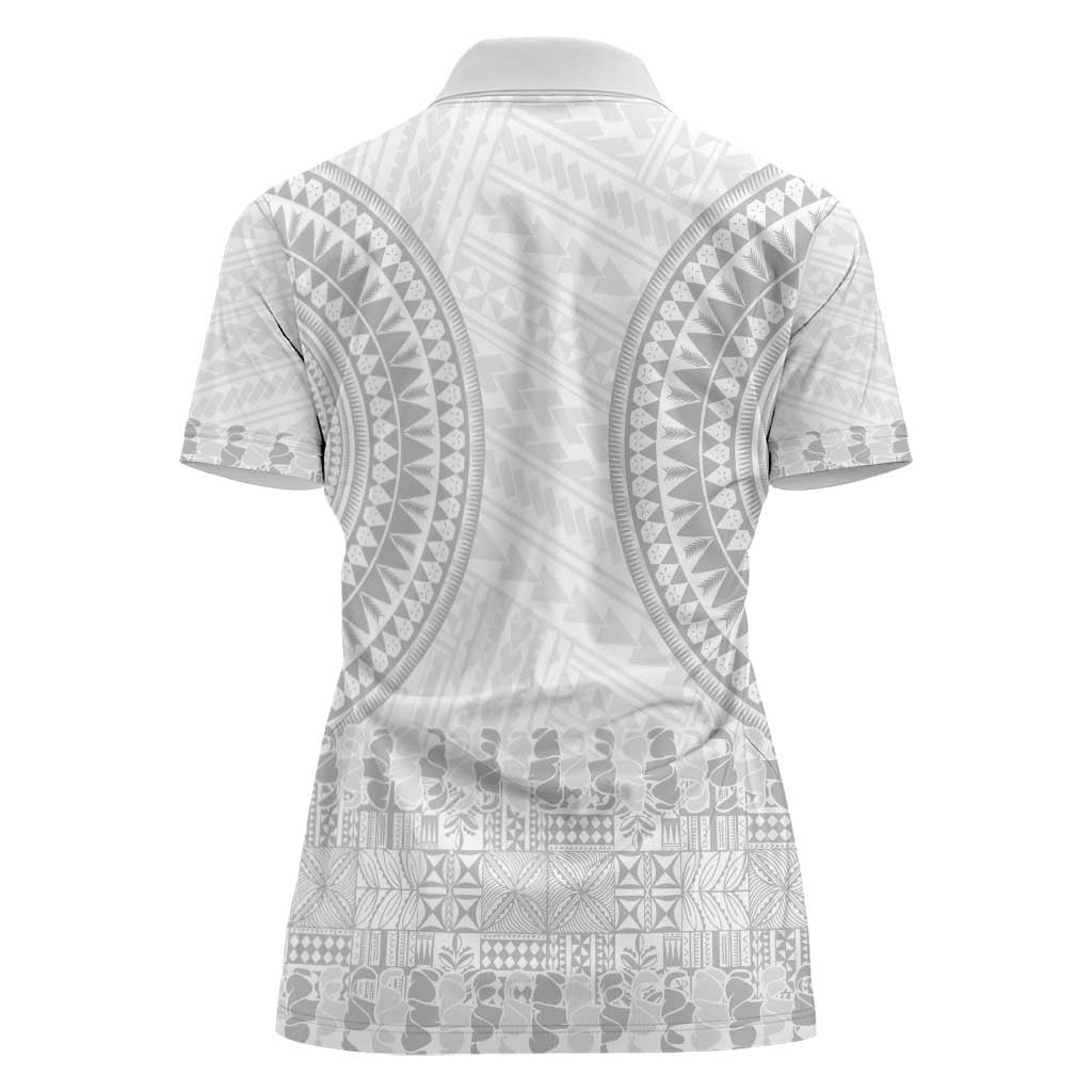 Niue White Sunday Women Polo Shirt Tapu Fanau Ia Puakenikeni Hiapo Pattern - Polynesian Pride