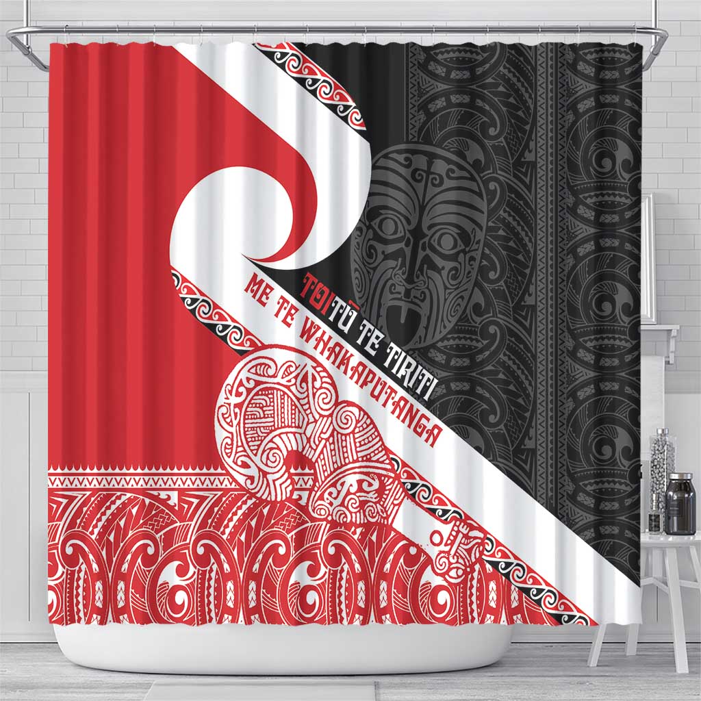 Toitu Te Tiriti Me Te Whakaputanga Shower Curtain Maori Wahaika With Haka Face LT14 - Polynesian Pride