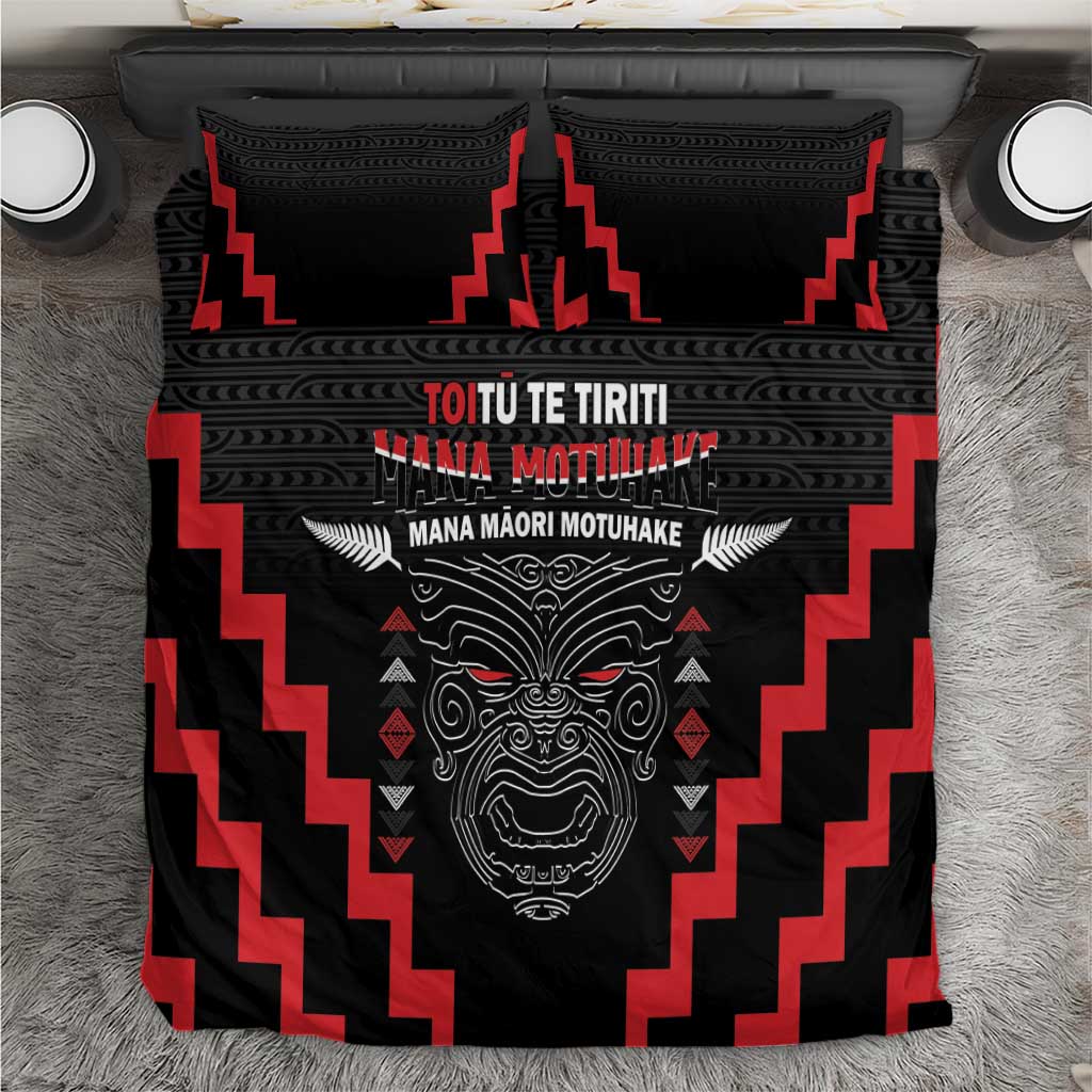 Personalised Toitu Te Tiriti Mana Maori Motuhake Bedding Set Aotearoa Haka Face Mix Poutama Art