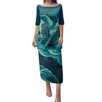 Personalised New Zealand Waitangi Day Family Matching Puletasi and Hawaiian Shirt Hei Tiki With Maori Waka - Whakarare Pattern LT14 Mom's Dress Dark Cyan - Polynesian Pride