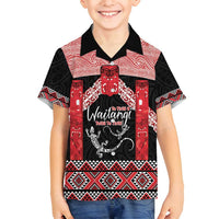 Toitu Te Tiriti O Waitangi Family Matching Summer Maxi Dress and Hawaiian Shirt Maori Wharenui With Taniko Motifs LT14 Son's Shirt Red - Polynesian Pride